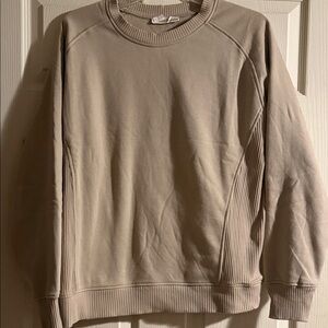 Women’s  Beige Sweater medium NEW
